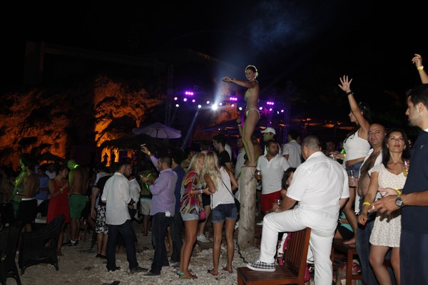 All White Night - Bob sinclar night @ C flow